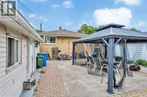 823 Jos Janisse Avenue Windsor ON N8Y 3A7