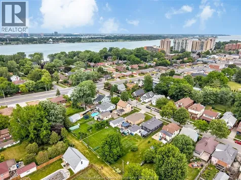 823 Jos Janisse Avenue Windsor ON N8Y 3A7