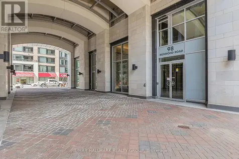 98 Richmond Road Ottawa ON K1Z 0B2
