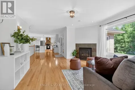 528 Tullamore Street Ottawa ON K1X 0A2