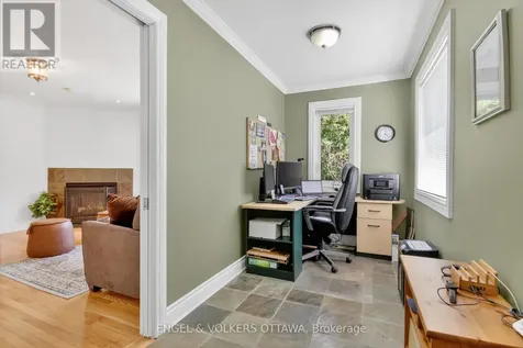 528 Tullamore Street Ottawa ON K1X 0A2