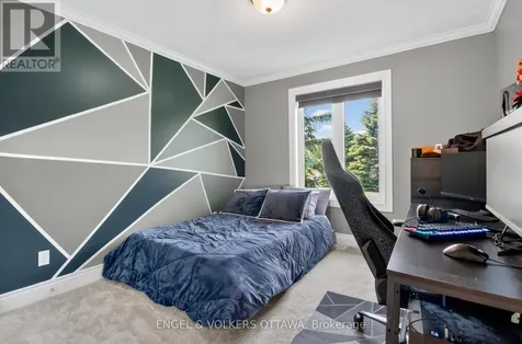528 Tullamore Street Ottawa ON K1X 0A2