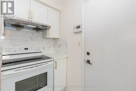 15 Glendan Court Cambridge ON N1R 7N4