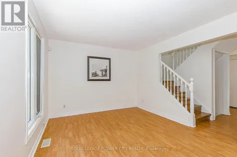 15 Glendan Court Cambridge ON N1R 7N4