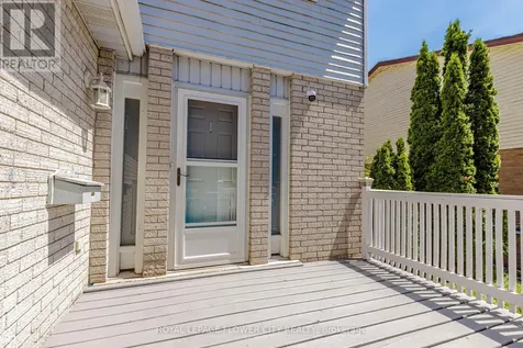 15 Glendan Court Cambridge ON N1R 7N4