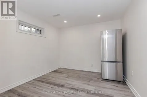 15 Glendan Court Cambridge ON N1R 7N4