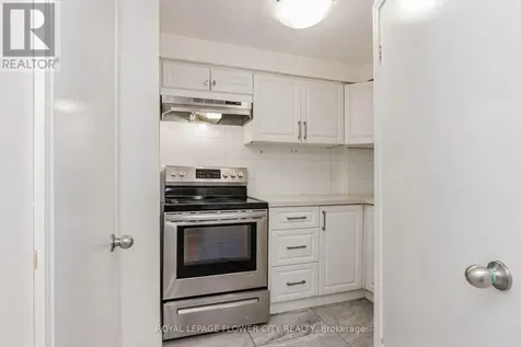 15 Glendan Court Cambridge ON N1R 7N4