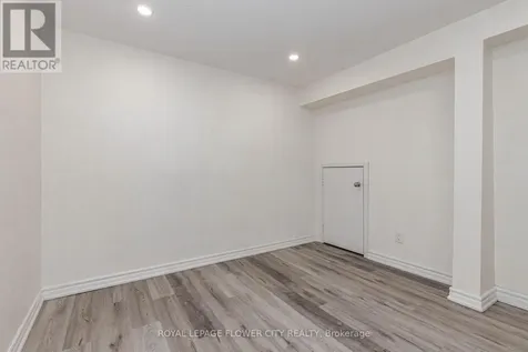 15 Glendan Court Cambridge ON N1R 7N4