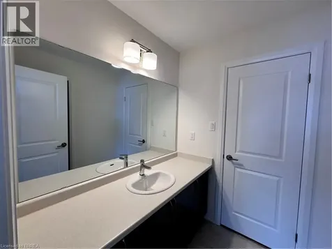 26 Mckernan Avenue Brantford ON N3V 0C2