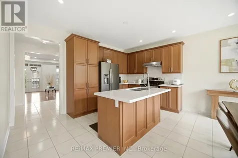 100 Inverness Way Bradford West Gwillimbury ON L3Z 0W5