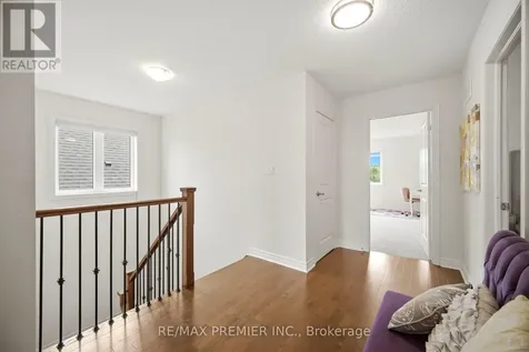 100 Inverness Way Bradford West Gwillimbury ON L3Z 0W5