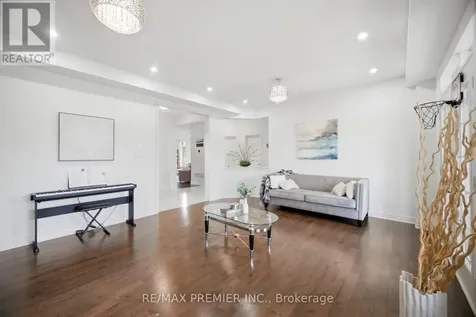 100 Inverness Way Bradford West Gwillimbury ON L3Z 0W5