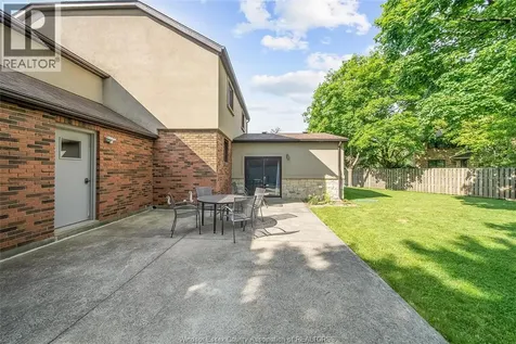 523 Collier Crescent Tecumseh ON N8N 3J4
