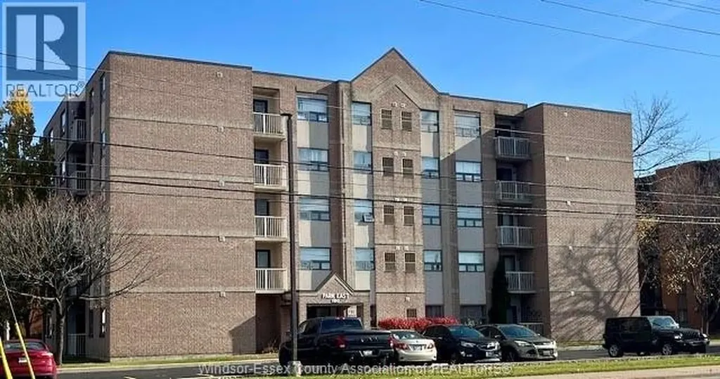 1160 Lauzon Windsor ON N8S 4T1