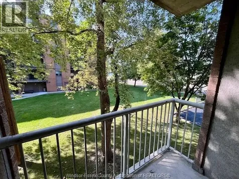 1160 Lauzon Windsor ON N8S 4T1