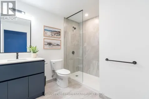 31 Huron Street Collingwood ON L9Y 5T7