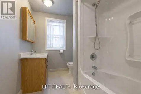 342 Linwood Avenue Orillia ON L3V 2X1