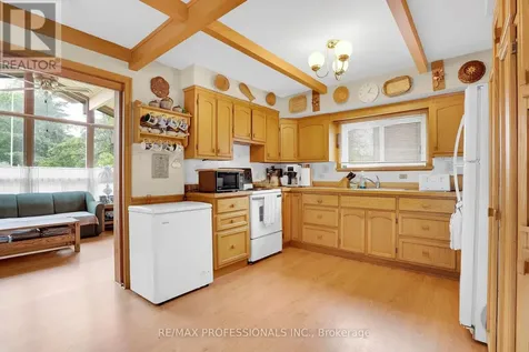 1079 Spooners Road Innisfil ON L9S 1B1