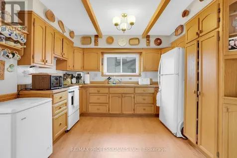 1079 Spooners Road Innisfil ON L9S 1B1