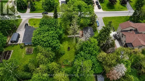 1079 Spooners Road Innisfil ON L9S 1B1