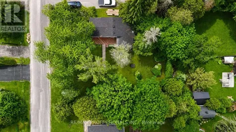 1079 Spooners Road Innisfil ON L9S 1B1