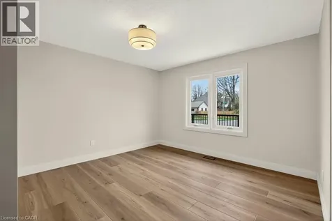 18 Garden Avenue Ancaster ON L9G 2J5