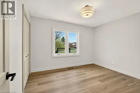 18 Garden Avenue Ancaster ON L9G 2J5
