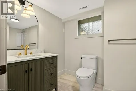 18 Garden Avenue Ancaster ON L9G 2J5