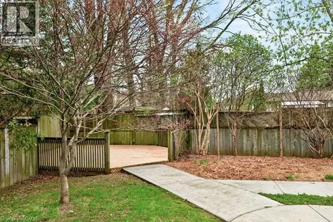 18 Garden Avenue Ancaster ON L9G 2J5