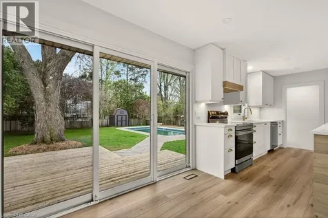 18 Garden Avenue Ancaster ON L9G 2J5