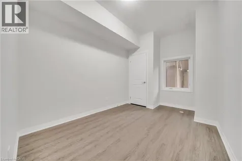 25 Isherwood Avenue Cambridge ON N1R 3H5