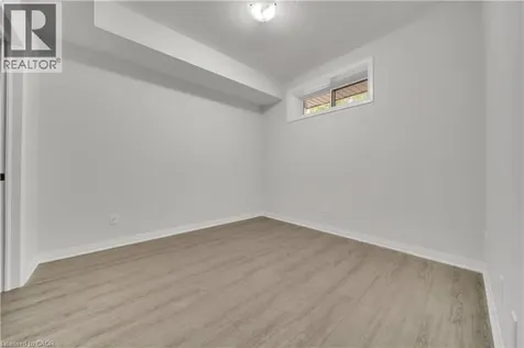 25 Isherwood Avenue Cambridge ON N1R 3H5