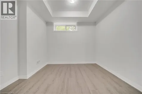 25 Isherwood Avenue Cambridge ON N1R 3H5