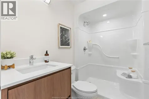 11646 Tecumseh Road East Windsor ON N8N 0J9
