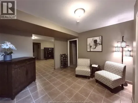 2514 Duneshill Avenue Windsor ON N8P 1Y2