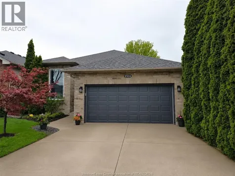 2514 Duneshill Avenue Windsor ON N8P 1Y2