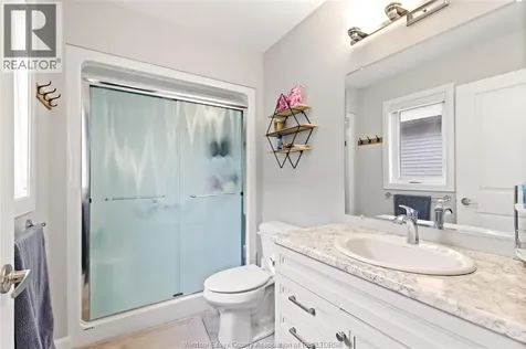 171 Moonstone Chatham ON N7M 0S1