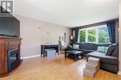 521 Beatrice Crescent Greater Sudbury ON P3A 5B4