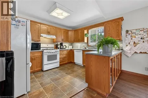 309 Blue Water Parkway Selkirk ON N0A 1P0