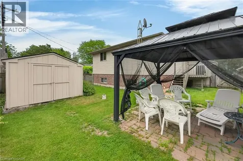 309 Blue Water Parkway Selkirk ON N0A 1P0