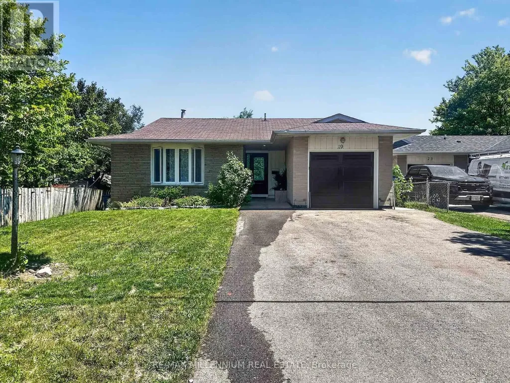 19 Cardwell Street Orangeville ON L9W 2V7