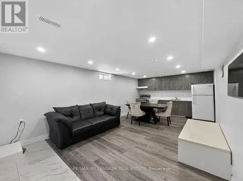 19 Cardwell Street Orangeville ON L9W 2V7