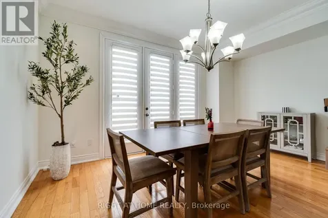 99 Brant Street Oakville (co Central) ON L6K 2Z5