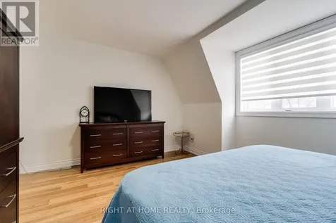 99 Brant Street Oakville (co Central) ON L6K 2Z5
