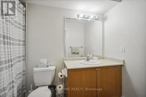 99 Brant Street Oakville (co Central) ON L6K 2Z5