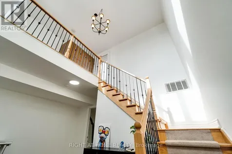 99 Brant Street Oakville (co Central) ON L6K 2Z5