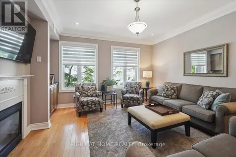 99 Brant Street Oakville (co Central) ON L6K 2Z5