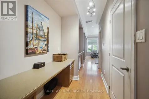 99 Brant Street Oakville (co Central) ON L6K 2Z5