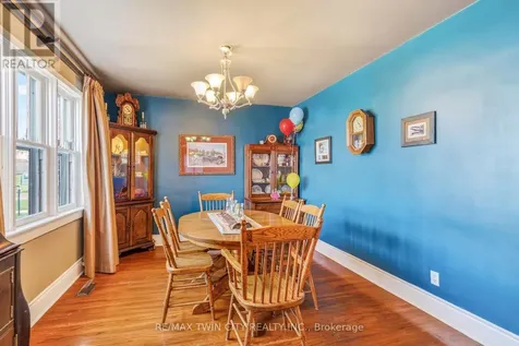 32 Fulton Street Brantford ON N3R 4E5