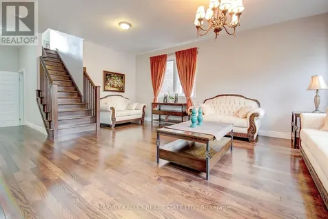 106 Eden Oak Trail Kitchener ON N2A 0G1